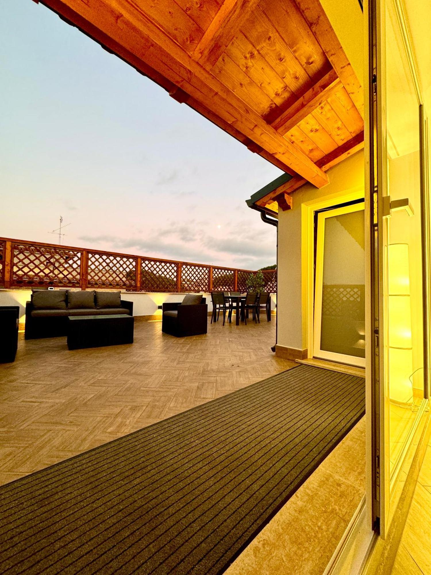 Luxury Apartment Togliatti Рим Екстериор снимка